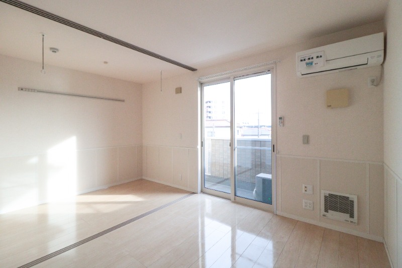 居室・リビング　図面と現状に相違がある場合には現状を優先