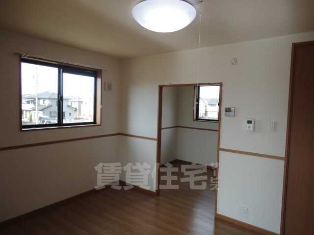 居室・リビング　リビング