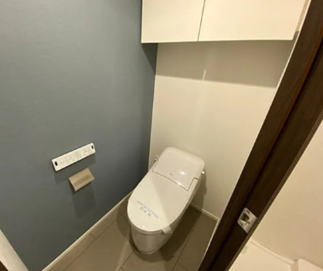 トイレ　別部屋参考写真