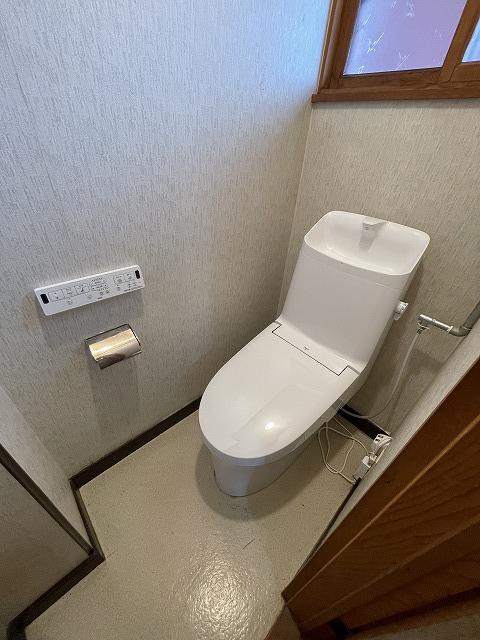 トイレ　トイレ