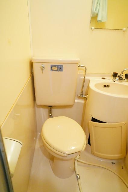 トイレ　トイレ