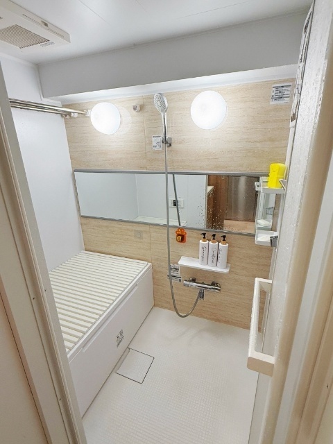 バス・シャワールーム