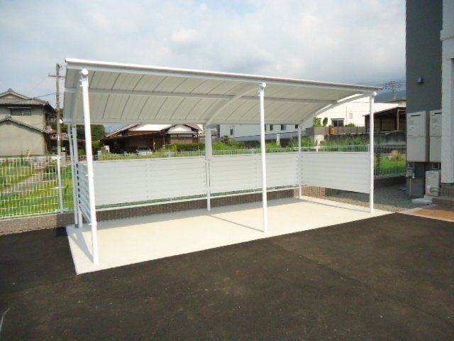 建物外観　外観写真（昼）