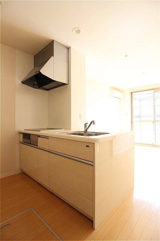 キッチン　人気のカウンターキッチンです。