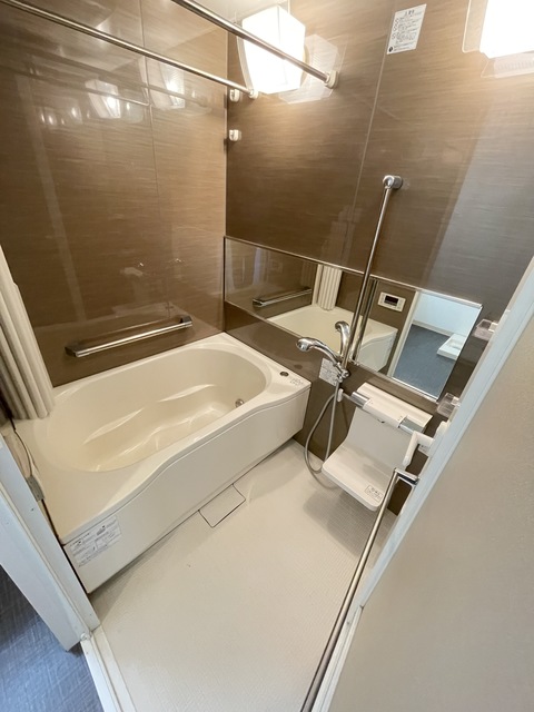 バス・シャワールーム