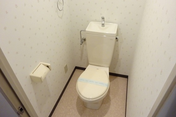 トイレ　※別部屋の写真です