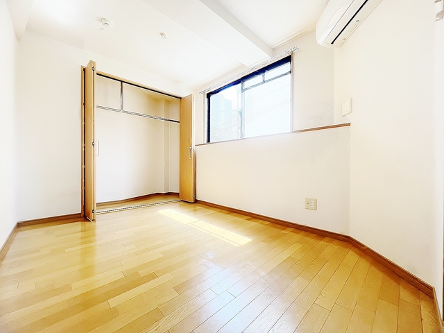 その他設備　エアコン・出窓・クローゼット