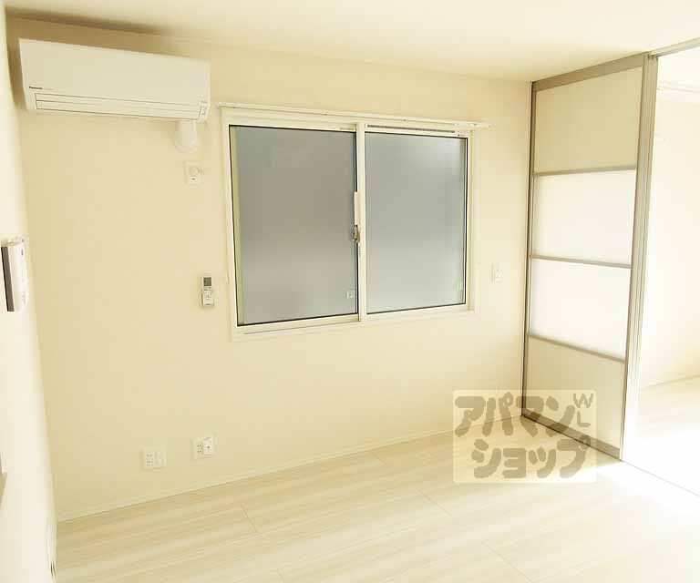 居室・リビング　寝室に！