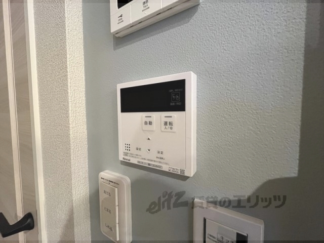 その他設備　給湯器リモコン