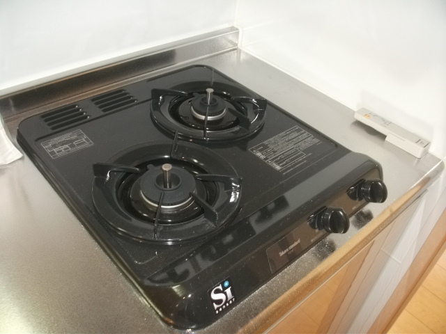 キッチン　※別室参考写真　うれしい２口コンロ付