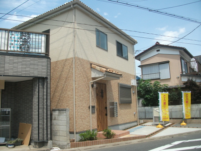 建物外観　２０１４年築のアパートです