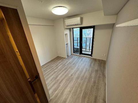 居室・リビング　室内