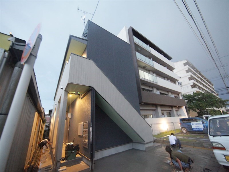 建物外観　外観　デザイナーズ　光インターネット無料