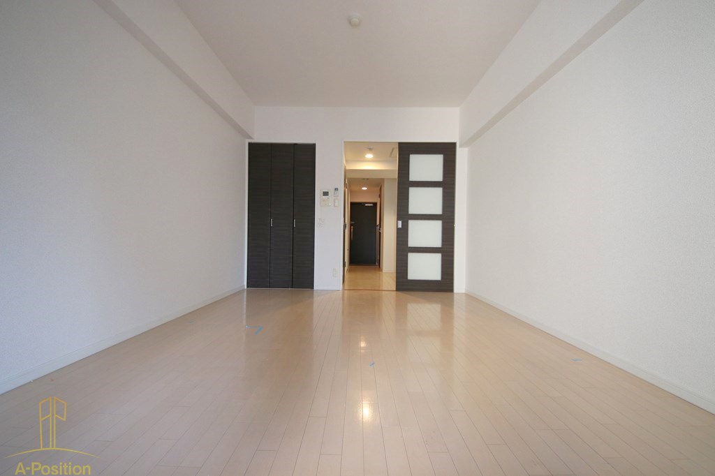 居室・リビング　クレアート大手前グランアクシア