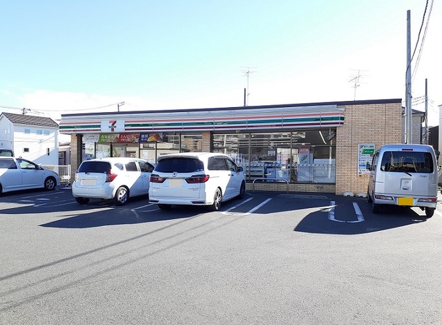 コンビニ　セブン　さいたま太田窪5丁目店（コンビニ）まで240m