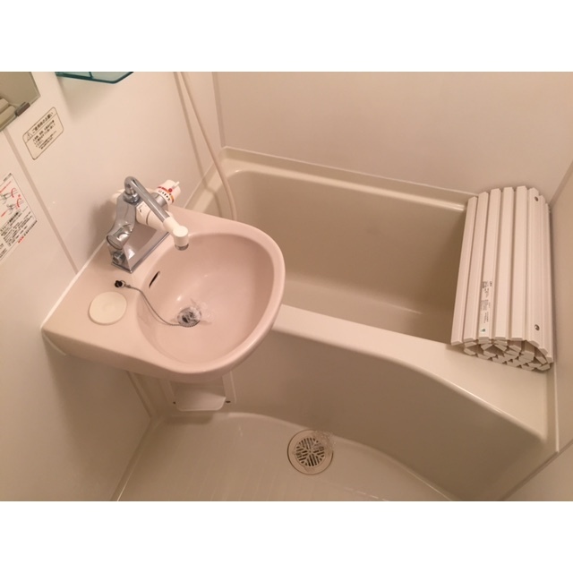 バス・シャワールーム　ゆったり過ごせるお風呂です