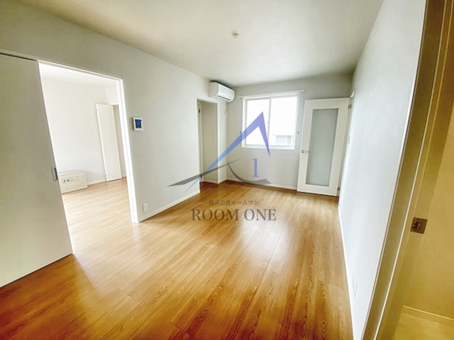 居室・リビング　洋室のお部屋です。