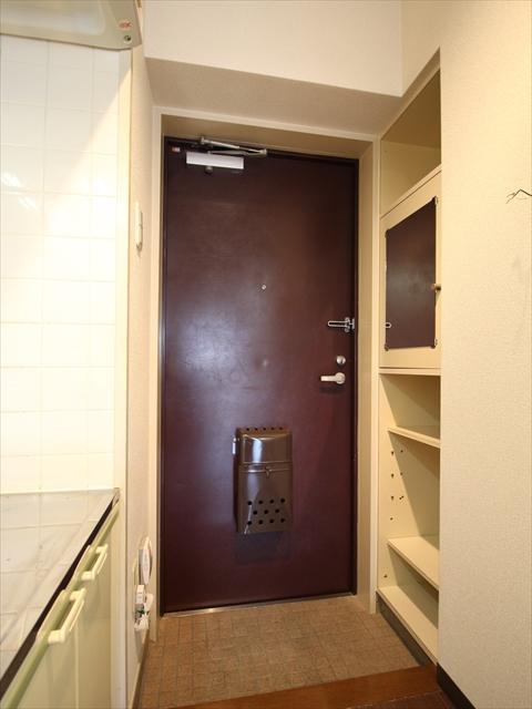 その他　松山市御宝町　フレンドリーＮｏ．１　玄関