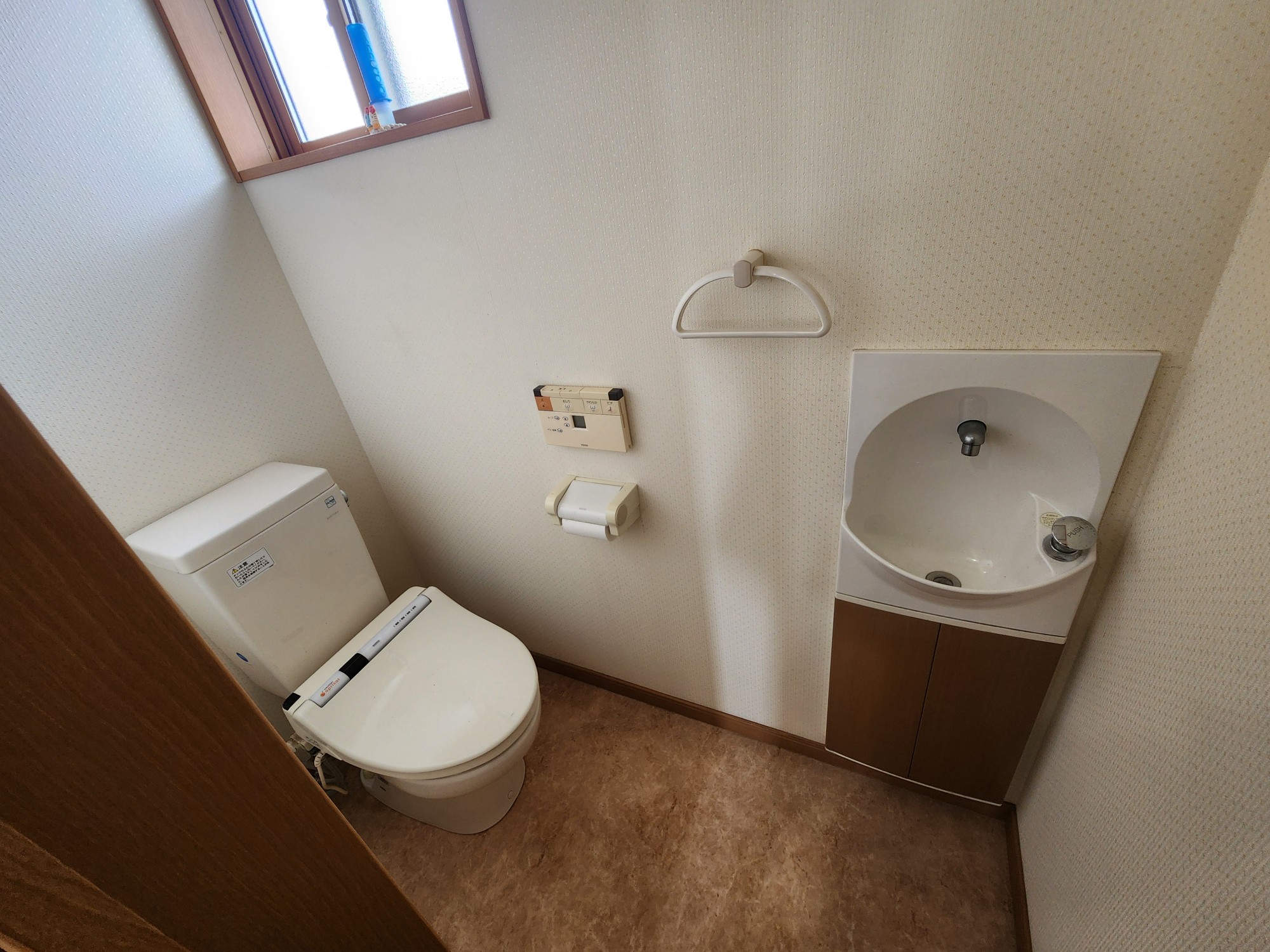 トイレ　2階トイレ