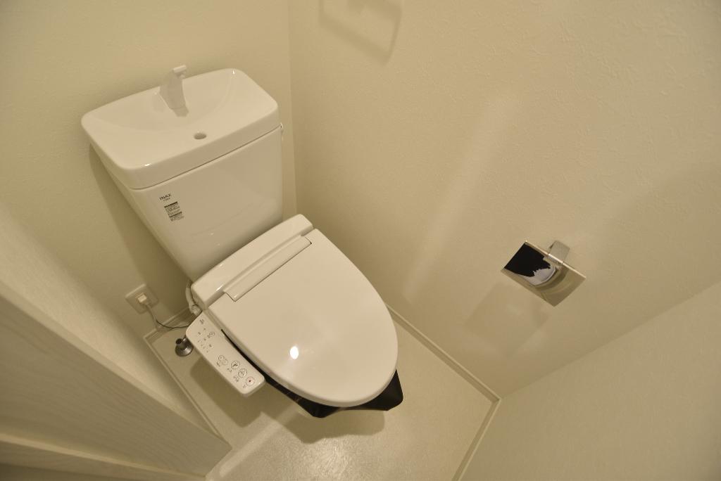 トイレ　シャワー付トイレ