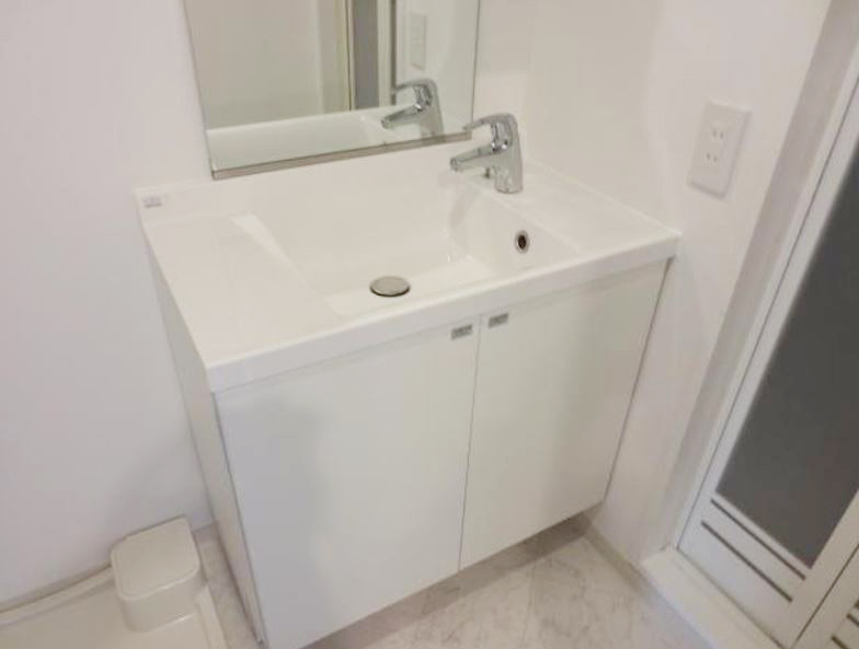 洗面設備　★収納付き、独立洗面台★