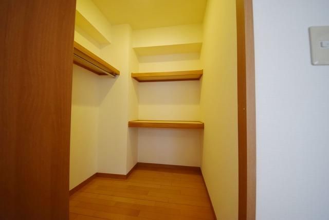 収納　ウォークインクローゼット