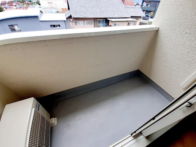 バルコニー　同型タイプ画像