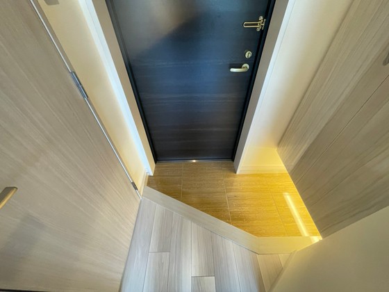 玄関　※別部屋の写真です