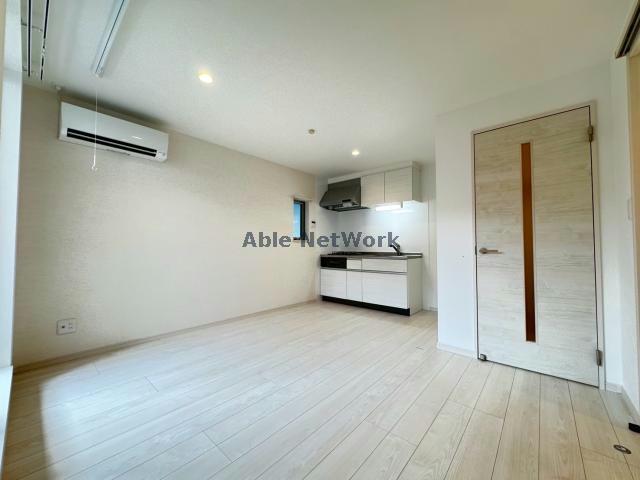 キッチン　同物件別号室間取り違います。現況優先