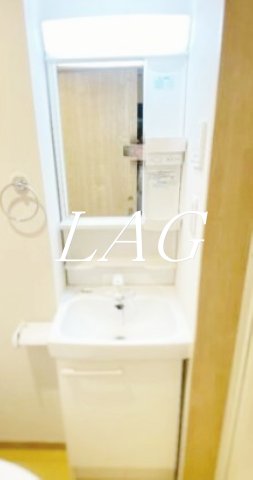 洗面設備　独立洗面台です。