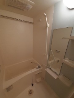 バス・シャワールーム　★追い焚き、浴室乾燥機付きバスルーム★