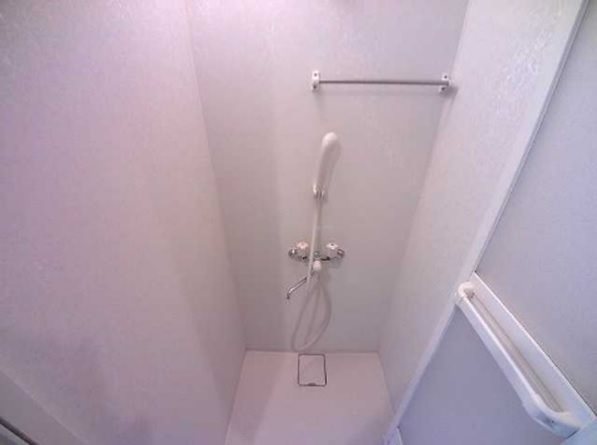 バス・シャワールーム　シャワールーム