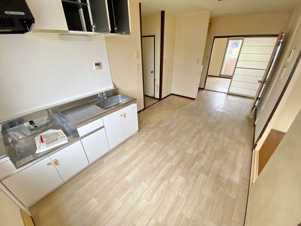 居室・リビング　キッチン