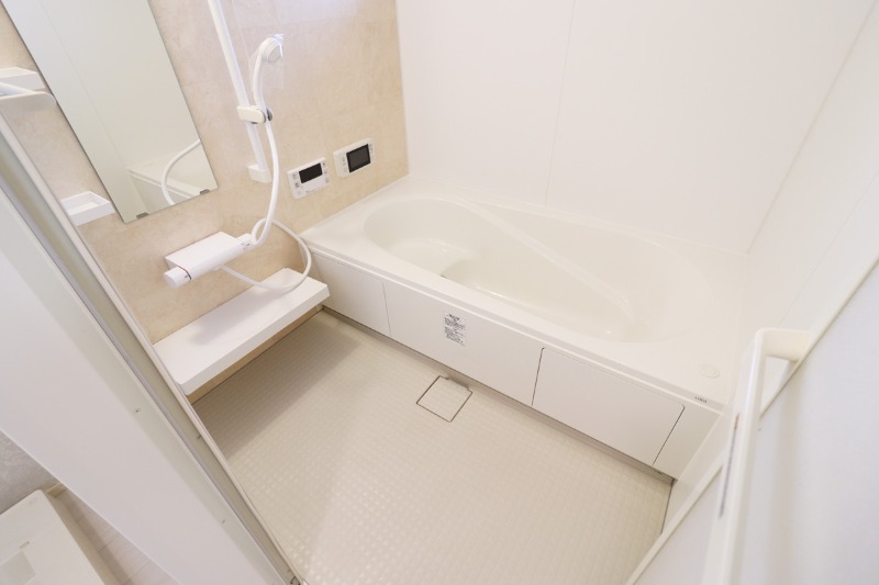 バス・シャワールーム　図面と現状に相違がある場合には現状を優先