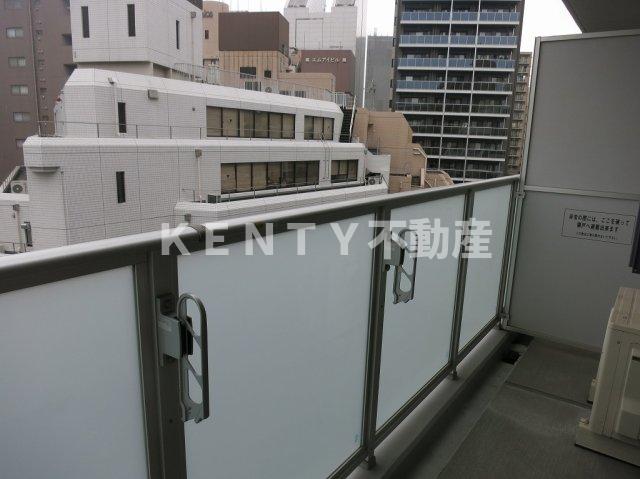 バルコニー　開放的で明るい空間を演出してくれるバルコニーです