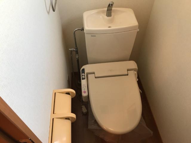 トイレ　トイレ