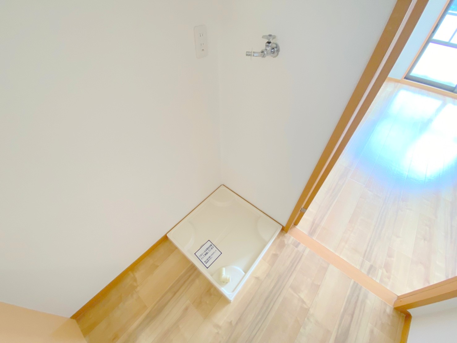 その他設備　室内に洗濯機置場があれば雨の日でも濡れる心配がございませんね