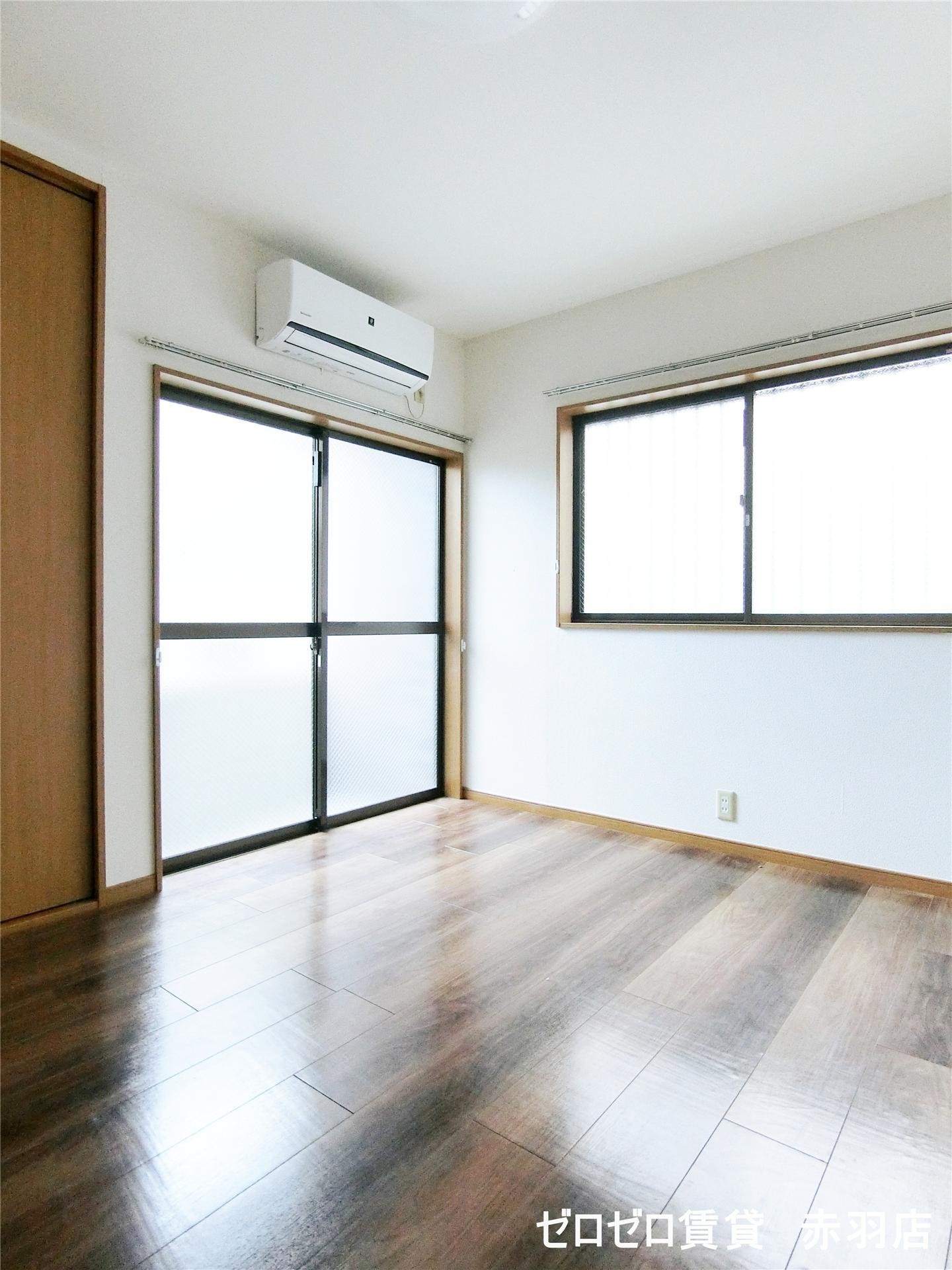 居室・リビング　※101号室　参考写真