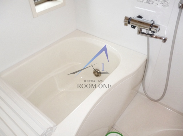 バス・シャワールーム　お風呂です。