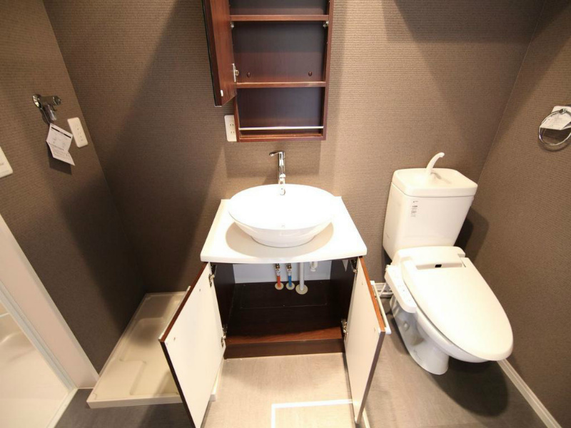 洗面設備　脱衣所　オシャレな独立洗面台　洗濯機ご用意できます