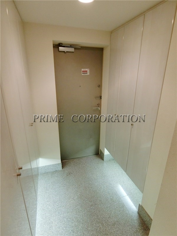 玄関　※参考写真※