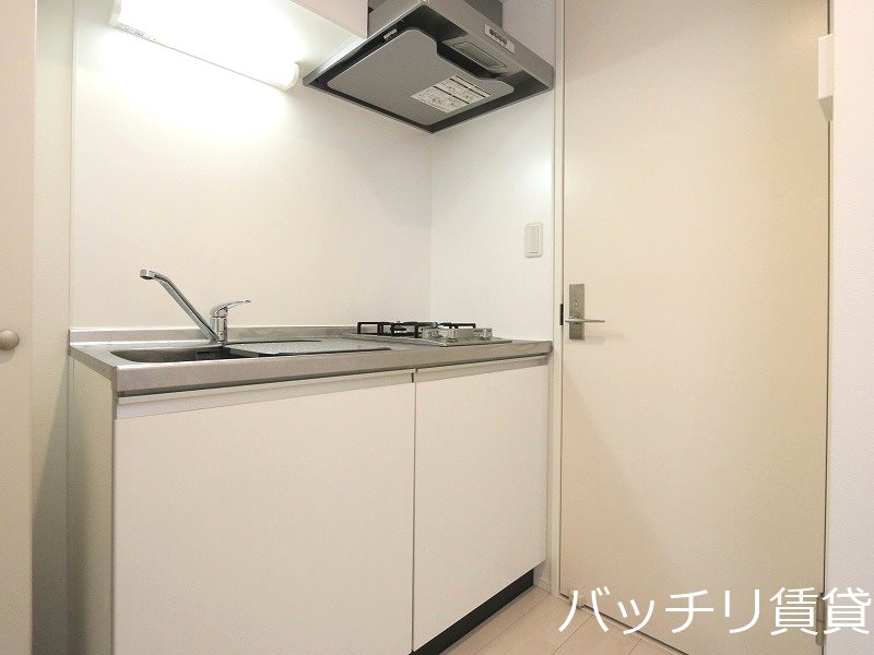 キッチン　同型タイプの為、現状を優先致します。