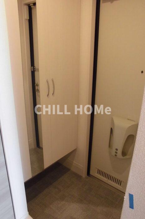 玄関　当社、チルホームのHPもご覧ください(^^)/物件情報多数♪