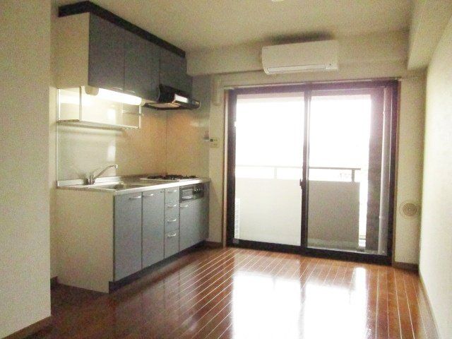 居室・リビング　★お部屋探しはタウンハウジング稲田堤店まで★