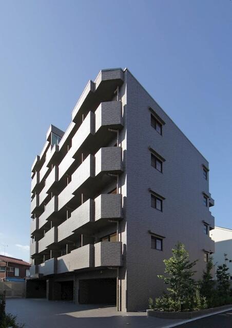 建物外観　6階建て