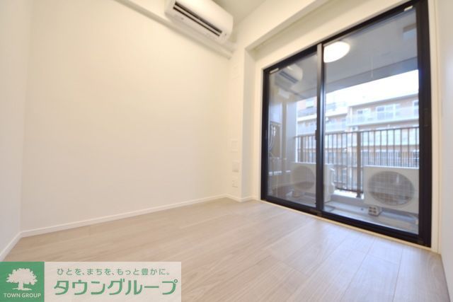 その他部屋・スペース　フロアにより壁紙が違う場合あり