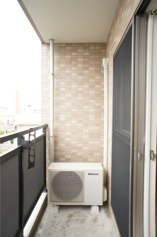 バルコニー　図面と現状に相違がある場合には現状を優先