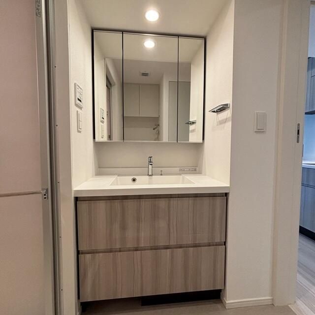 洗面設備　参考写真です