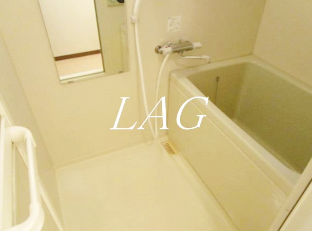 バス・シャワールーム　お風呂です。