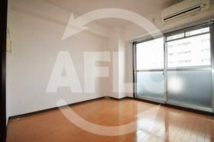 居室・リビング　U-ro上六（ウーロ上六）　リビング